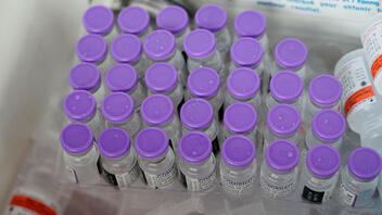 Νέα ανακάλυψη ανοίγει τον δρόμο για «καθολικό» εμβόλιο ενάντια στους κορωνοϊούς