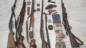 Χανιά: Όπλα, σφαίρες, κροτίδες και 4 συλλήψεις! 