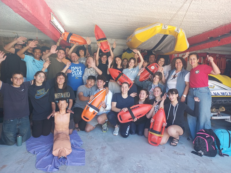 Μαθήματα ναυαγοσωστικής στο ΝΟΧ για τους μαθητές του Μουσικού Σχολείου Χανίων