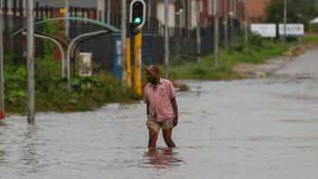 Τουλάχιστον 443 οι νεκροί από τις πλημμύρες στην Νότια Αφρική