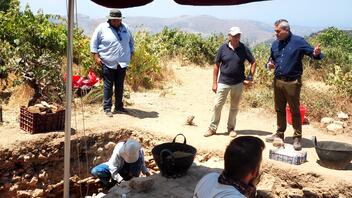 Ο Χάρης Μαμουλάκης ζητάει τη συμβολή του Υπουργείου Πολιτισμού στις ανασκαφές στην Αρχαία Λύττο