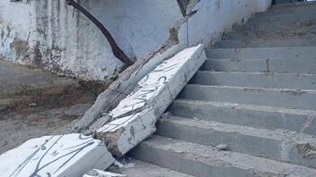 Οργή στην Πόμπια: Γκρέμισαν τοίχο στα σχολεία της περιοχής!