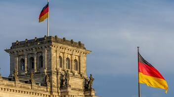 Γερμανία: Η κυβέρνηση καλεί τους γερμανούς πολίτες να φύγουν από το Ιράν διότι κινδυνεύουν να συλληφθούν