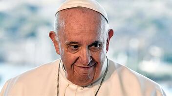 Γενέθλια για τον Πάπα Φραγκίσκο με βράβευση αστέγου
