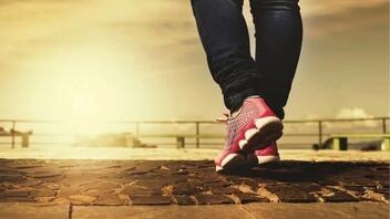 Ανάποδο περπάτημα και τρέξιμο: Τι κερδίζουν όσοι το τολμούν
