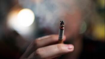 Βρετανία: Η κυβέρνηση θέλει να απαγορεύσει την πώληση τσιγάρων στην επόμενη γενιά	