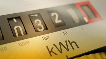 Ανησυχία των καταναλωτικών οργανώσεων για τις χρεώσεις ηλεκτρικού ρεύματος - Οι θέσεις των κομμάτων 