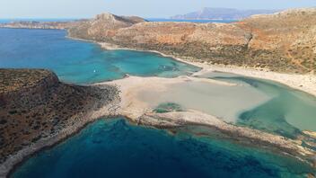 Μπάλος: Η εξωτική παραλία της Κρήτης που κόβει την ανάσα