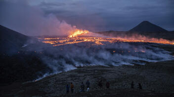 Σκηνές Αποκάλυψης στην Ισλανδία από την έκρηξη του ηφαιστείου
