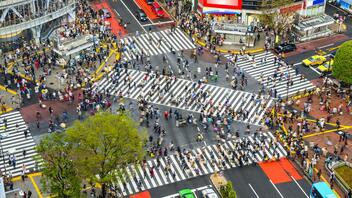 Ιαπωνία: Κατά ένα σχεδόν εκατομμύριο μειώθηκε ο πληθυσμός