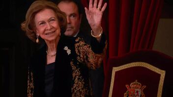 Ισπανία: Η πρώην βασίλισσα Σοφία έχει καταρρακωθεί επειδή δεν κλήθηκε στην ορκωμοσία της εγγονής της