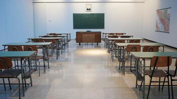 Αναστάτωση σε Γυμνάσιο στον Βόλο: Καθηγητής κατέρρευσε την ώρα του μαθήματος