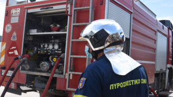 Τραγωδία στην Ελευσίνα: Νεκρός άνδρας σε πυρκαγιά