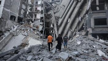 Σφοδροί βομβαρδισμοί με πολλά θύματα στη νότια Λωρίδα της Γάζας 