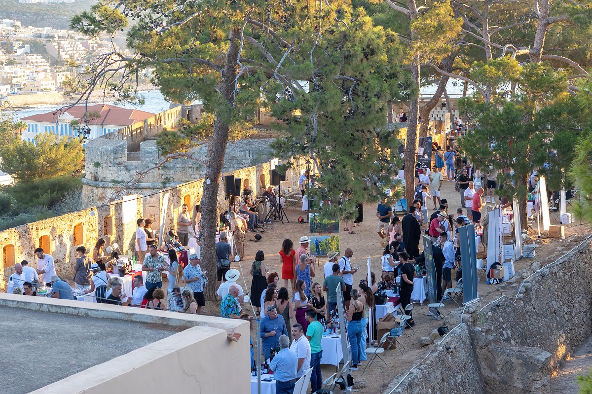 έκθεση κρητικού κρασιού Ρέθυμνο