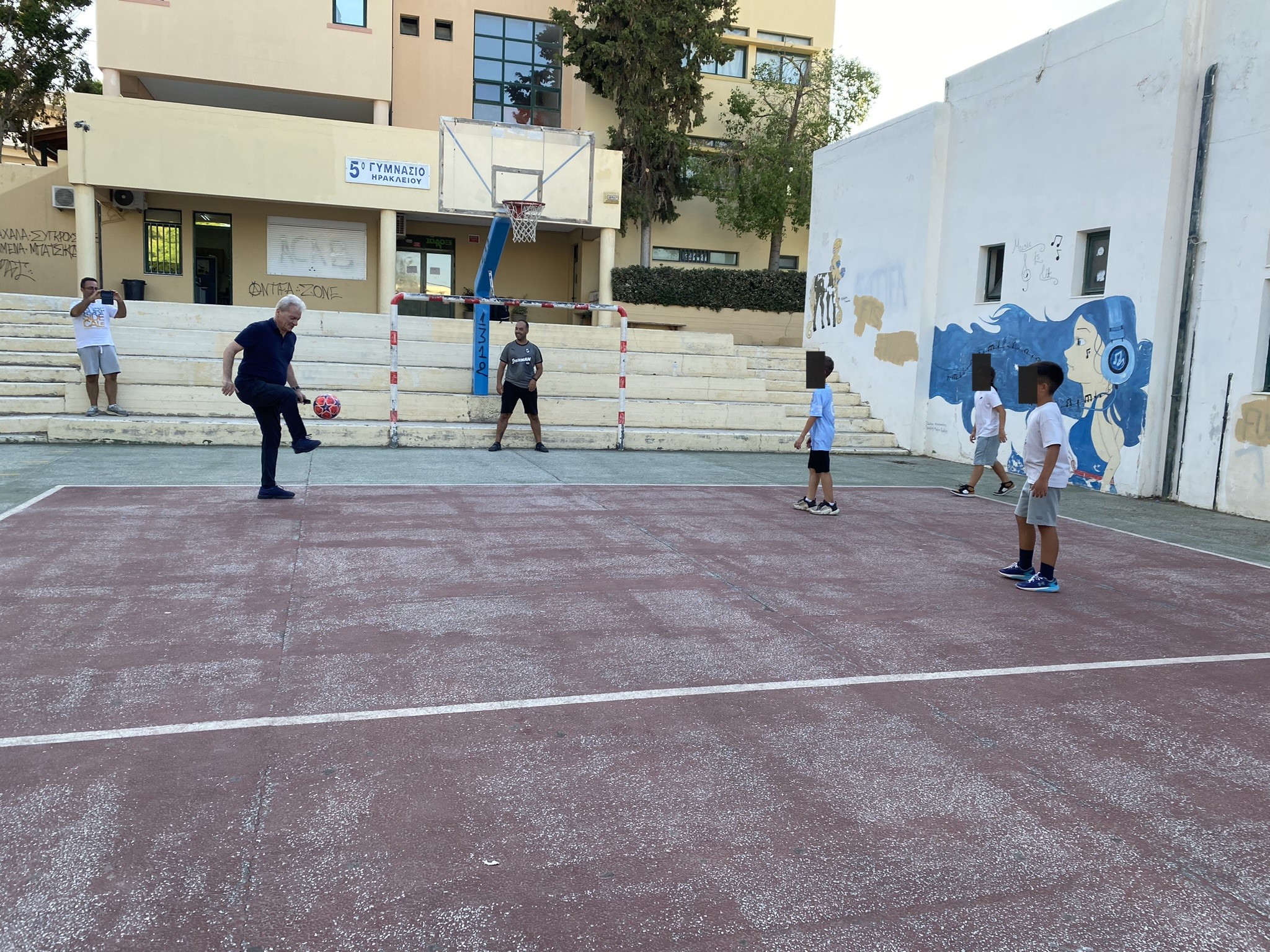 «Ανοιχτές Αυλές - Ανοιχτά Σχολεία»: Πέτυχε τον στόχο του το νέο πρόγραμμα του Δήμου Ηρακλείου