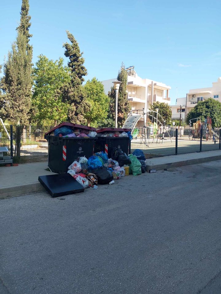 οδός Ανεμώνης Ηράκλειο σκουπίδια παιδική χαρά