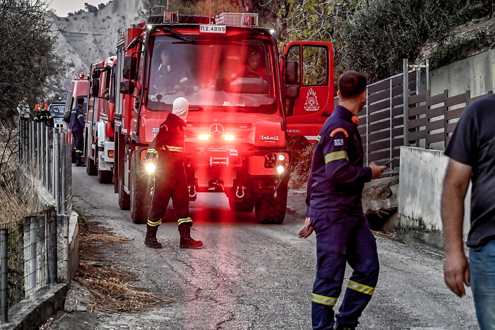 Φωτιά Κορινθία