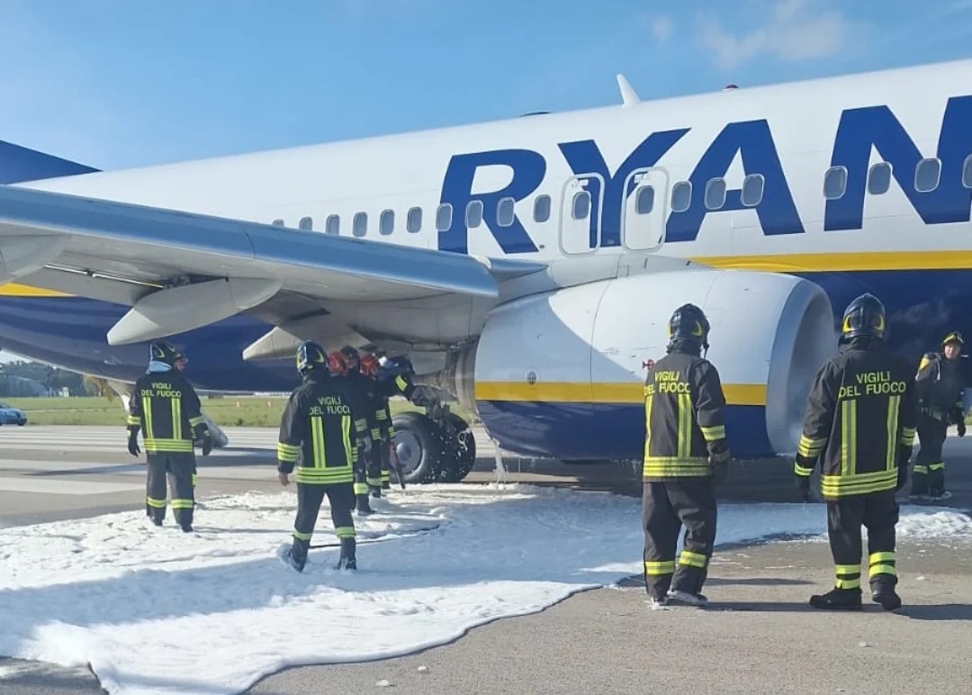 ryanair φωτιά