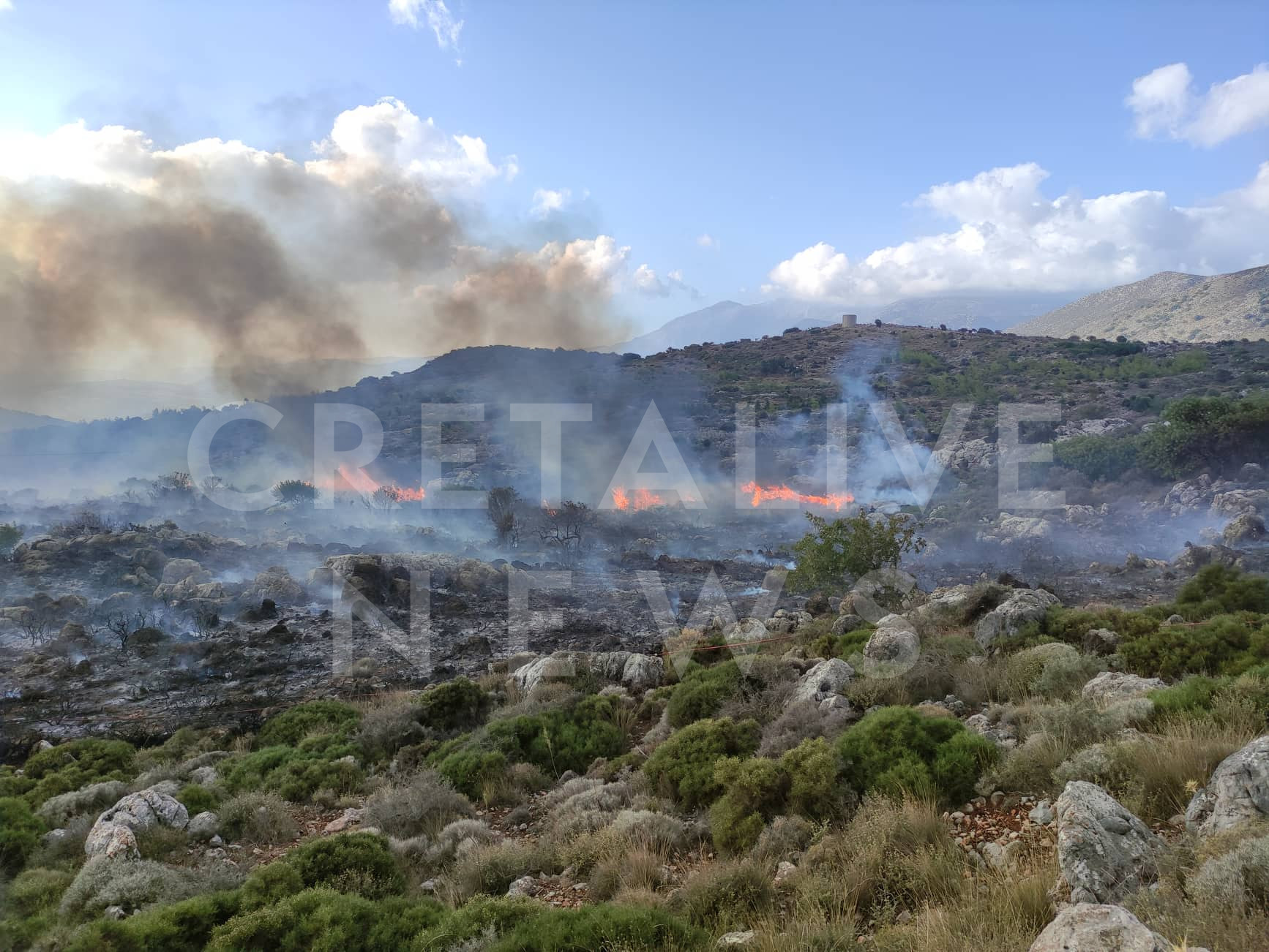 Φωτιά στην Κέρη