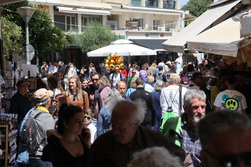  Σε πασχαλινούς ρυθμούς η αγορά και στο Ηράκλειο - Φωτογραφίες