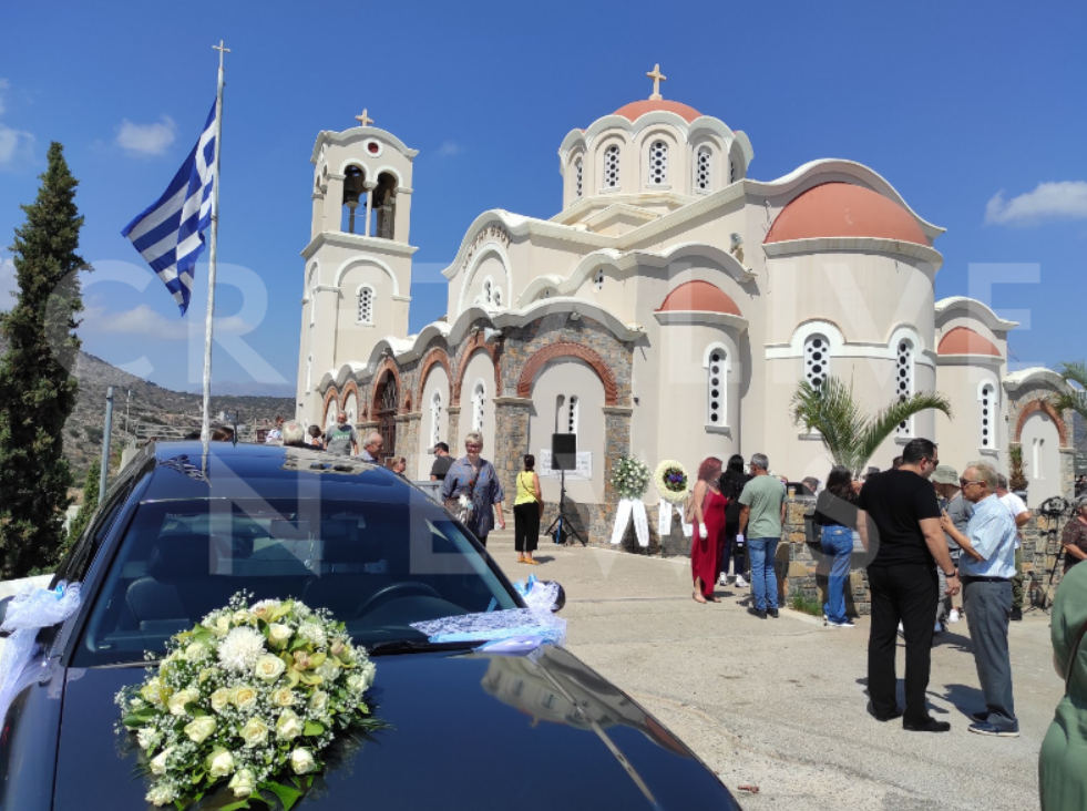 Κηδεία Αντώνη Καργιώτη