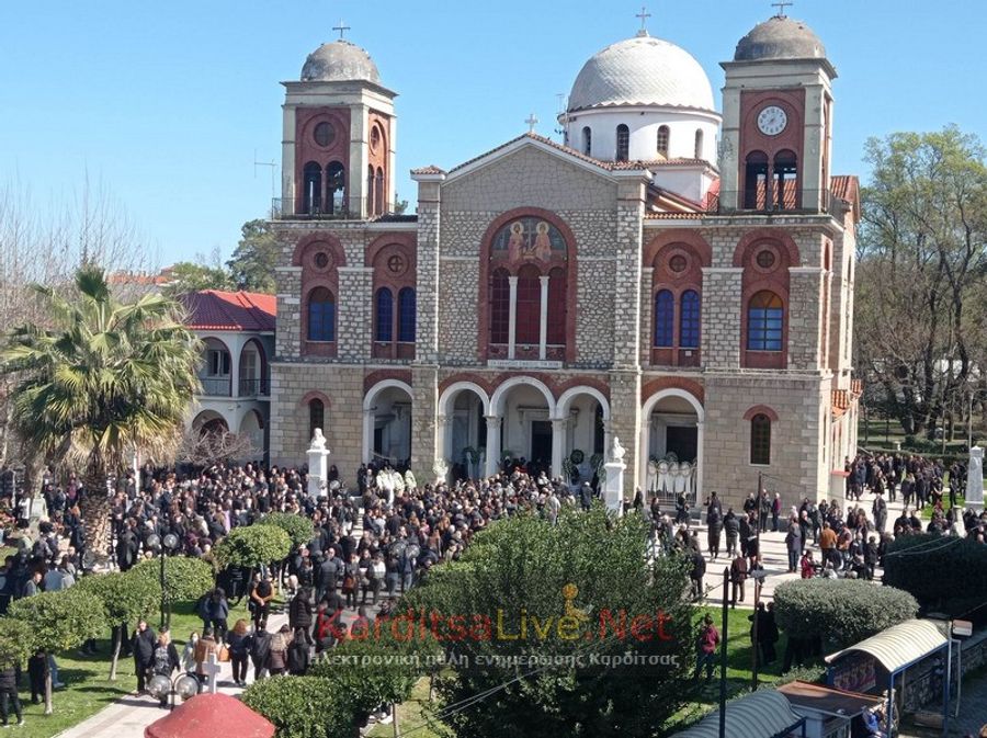 κηδεία Φοιτητής δυστύχημα Τέμπη