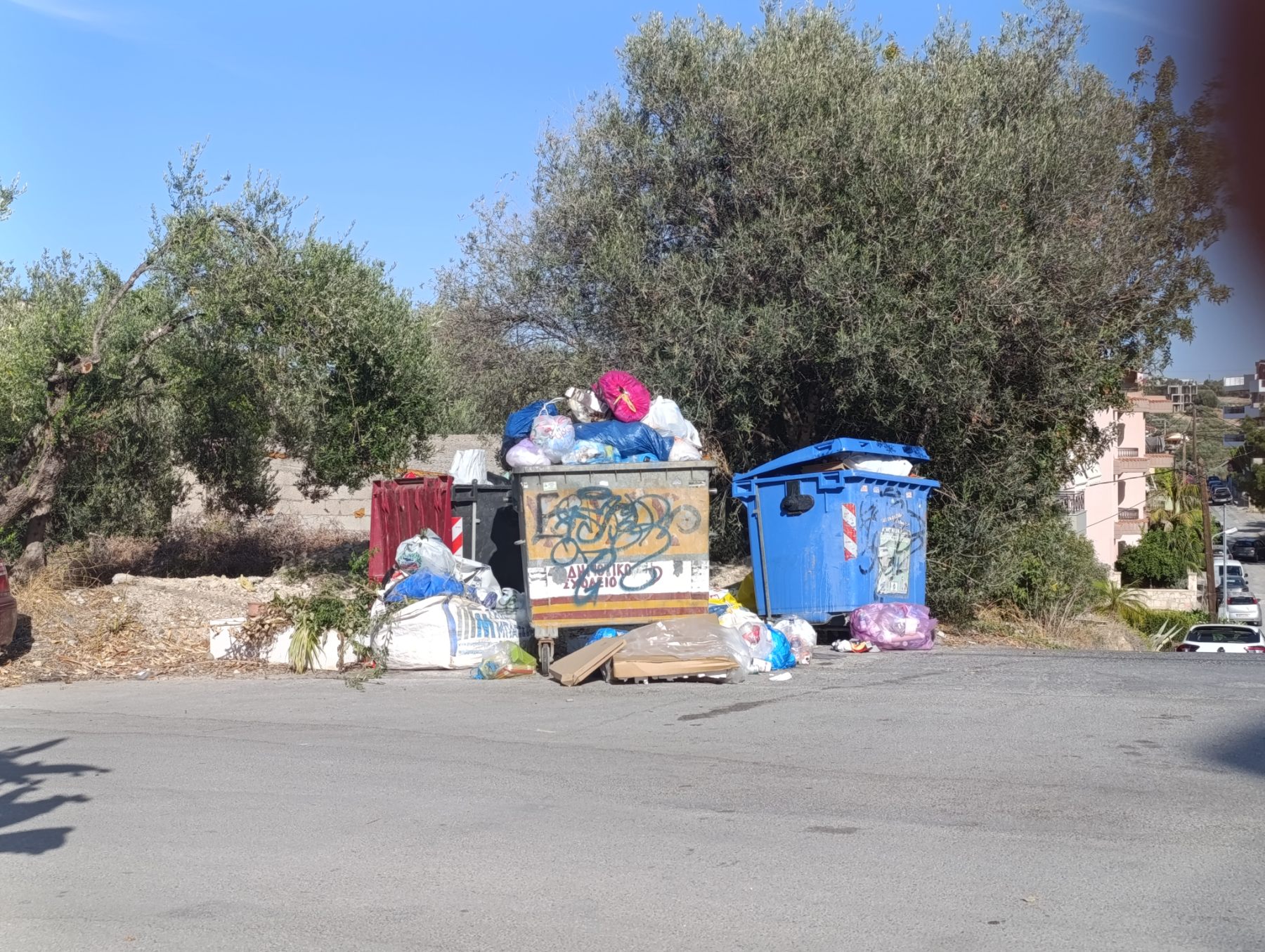 Σκουπίδια Άη Γιάννης