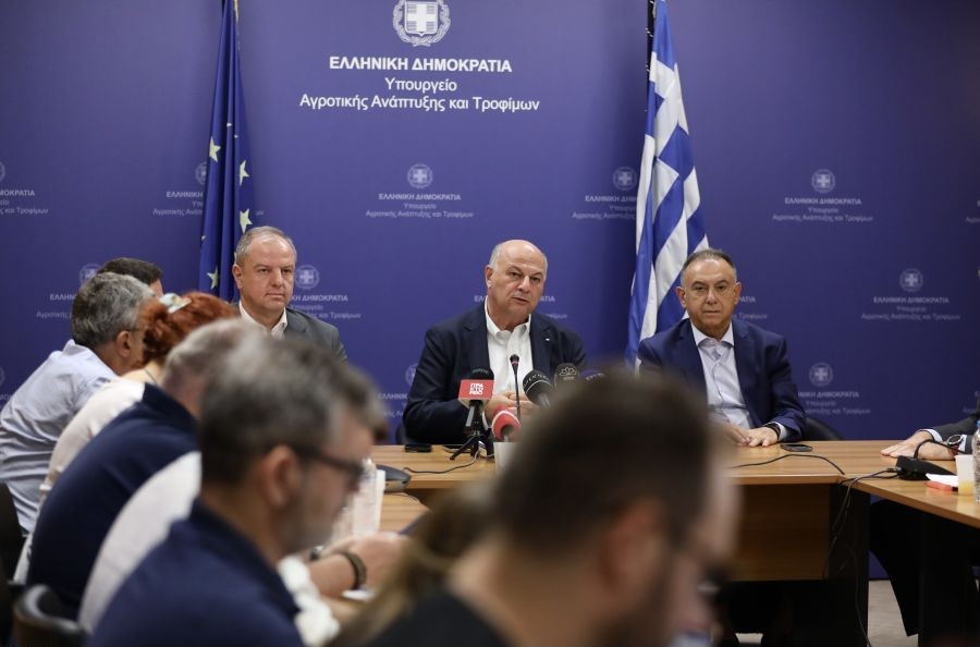 Κώστας Τσιάρας