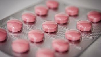 Κορωνοϊός: Το Βέλγιο αγοράζει από 10.000 δόσεις των θεραπειών της Pfizer και της Merck