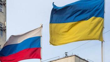 «Σήμα» από το Παρίσι - Να αναβληθούν τα μη απαραίτητα ταξίδια προς την Ουκρανία