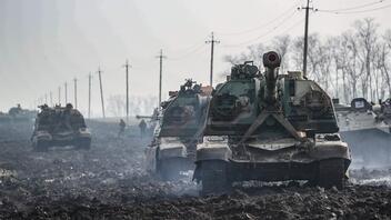 Η Μόσχα απειλεί την Ουκρανία για τις επιθέσεις σε ρωσικό έδαφος