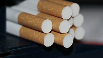 Πέντε συλλήψεις για πώληση λαθραίων τσιγάρων στη Θεσσαλονίκη