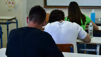 Πότε θα γίνουν οι απολυτήριες εξετάσεις σε Γυμνάσια και Λύκεια - Τι πρέπει να γνωρίζουν οι μαθητές