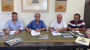 Υπογράφηκε η σύμβαση για την αποκατάσταση ζημιών στο οδικό δίκτυο του Πλατανιά