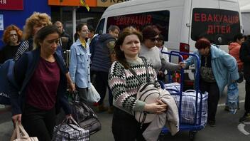 Ουκρανία: Χιλιάδες πολίτες φεύγουν από τη χώρα τους - Φοβούνται τους Ρώσους