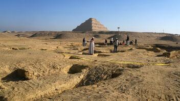 Αίγυπτος: Οι αρχαιολόγοι ανακάλυψαν τέσσερις τάφους φαραώ και μια μούμια