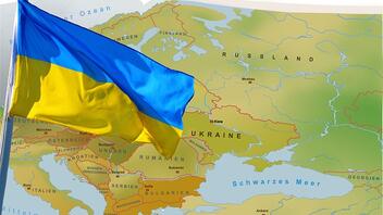 Τα ουκρανικά στρατεύματα αντιστέκονται στη Σολεντάρ ενώ η Ρωσία αυξάνει τις δυνάμεις τντραέει το Κίεβο