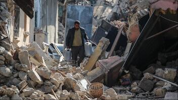 Τουρκία: Κατάρρευση κτιρίων στη Μαλάτια μετά τον σεισμό των 5,6 Ρίχτερ
