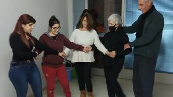 Διδασκαλία παραδοσιακού χορού σε μέλη της Ένωσης Τυφλών Κρήτης!