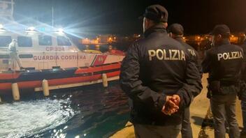 Ιταλία: Συνεχείς αφίξεις μεταναστών και προσφύγων στη Λαμπεντούζα