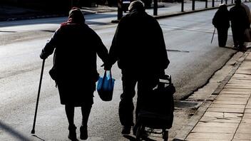 Πεντακόσια έξτρα βήματα τη μέρα μειώνουν 14% τον κίνδυνο για την καρδιά ενός ηλικιωμένου