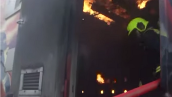 Η ΜΟΒΙΑΚ ΑΕ φιλοξενεί στις εγκαταστάσεις της τον εξομοιωτή πυρκαγιάς της Πυροσβεστικής Υπηρεσίας