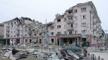 Ουκρανία: Επτά νεκροί και 110 τραυματίες από ρωσικό πυραυλικό πλήγμα