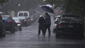 Νέα Υόρκη: Οι καταρρακτώδεις βροχές η «νέα κανονικότητα», λέει η κυβερνήτης