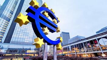 Επιτόκια: Το "ψαλίδι" της ΕΚΤ και οι Έλληνες δανειολήπτες