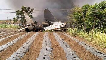 Συντριβή μαχητικού αεροσκάφους στην Ινδία – Σώθηκαν οι πιλότοι    
