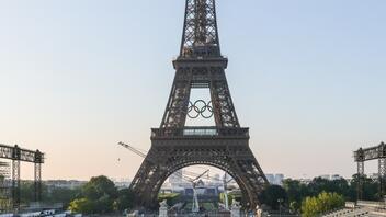 Ολυμπιακοί κύκλοι στον Πύργο του Άϊφελ 