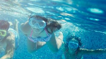 Όλα τα βασικά που πρέπει να γνωρίζετε για ασφαλές κολύμπι