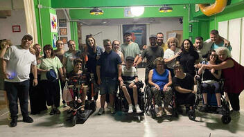 Η Συμπεριληπτική Θεατρική ομάδα Ατόμων με Αναπηρία «Ρόδα», έτοιμη να ανέβει στο σανίδι 